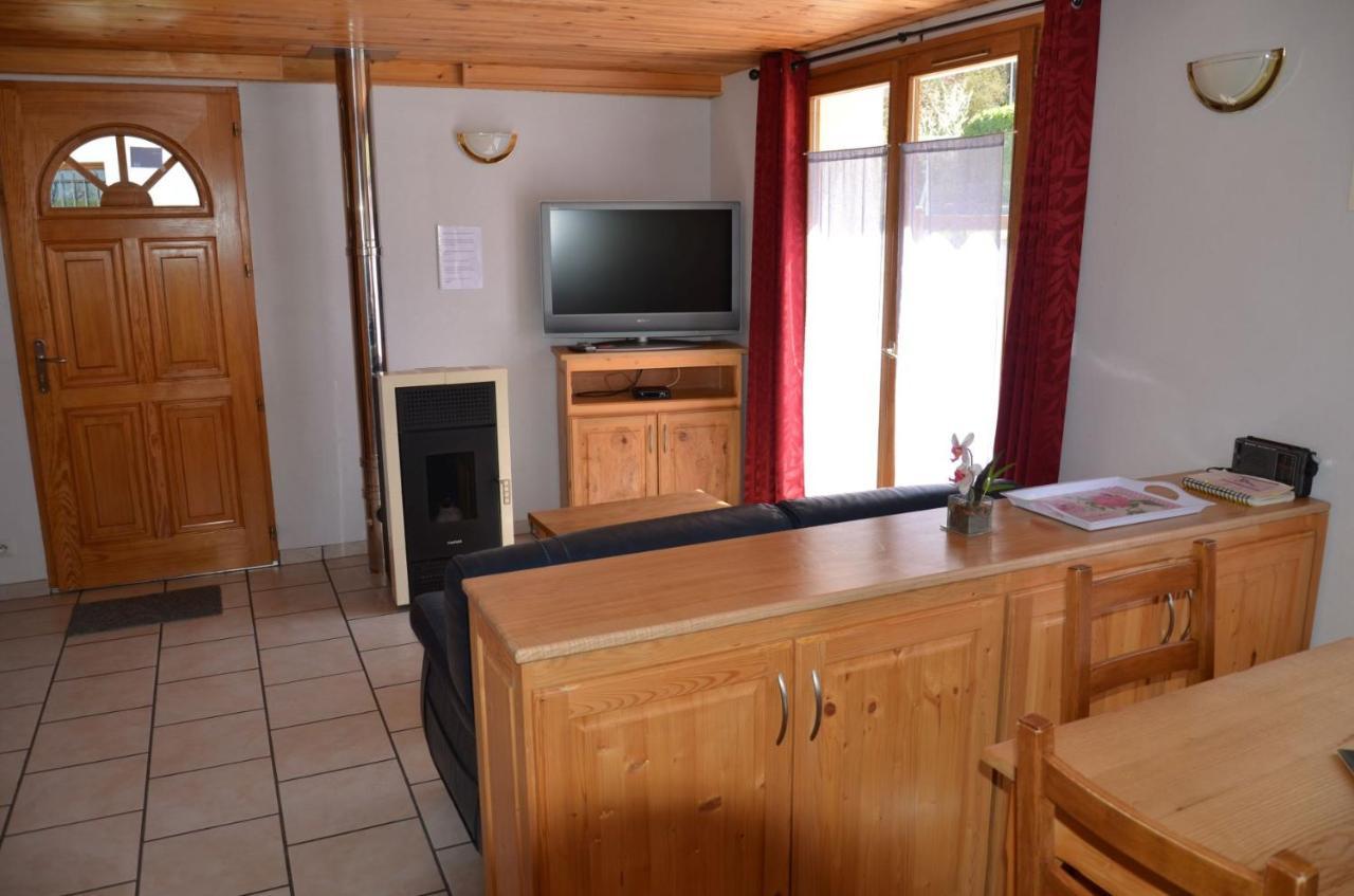 Vila Le Velan Giez Exteriér fotografie